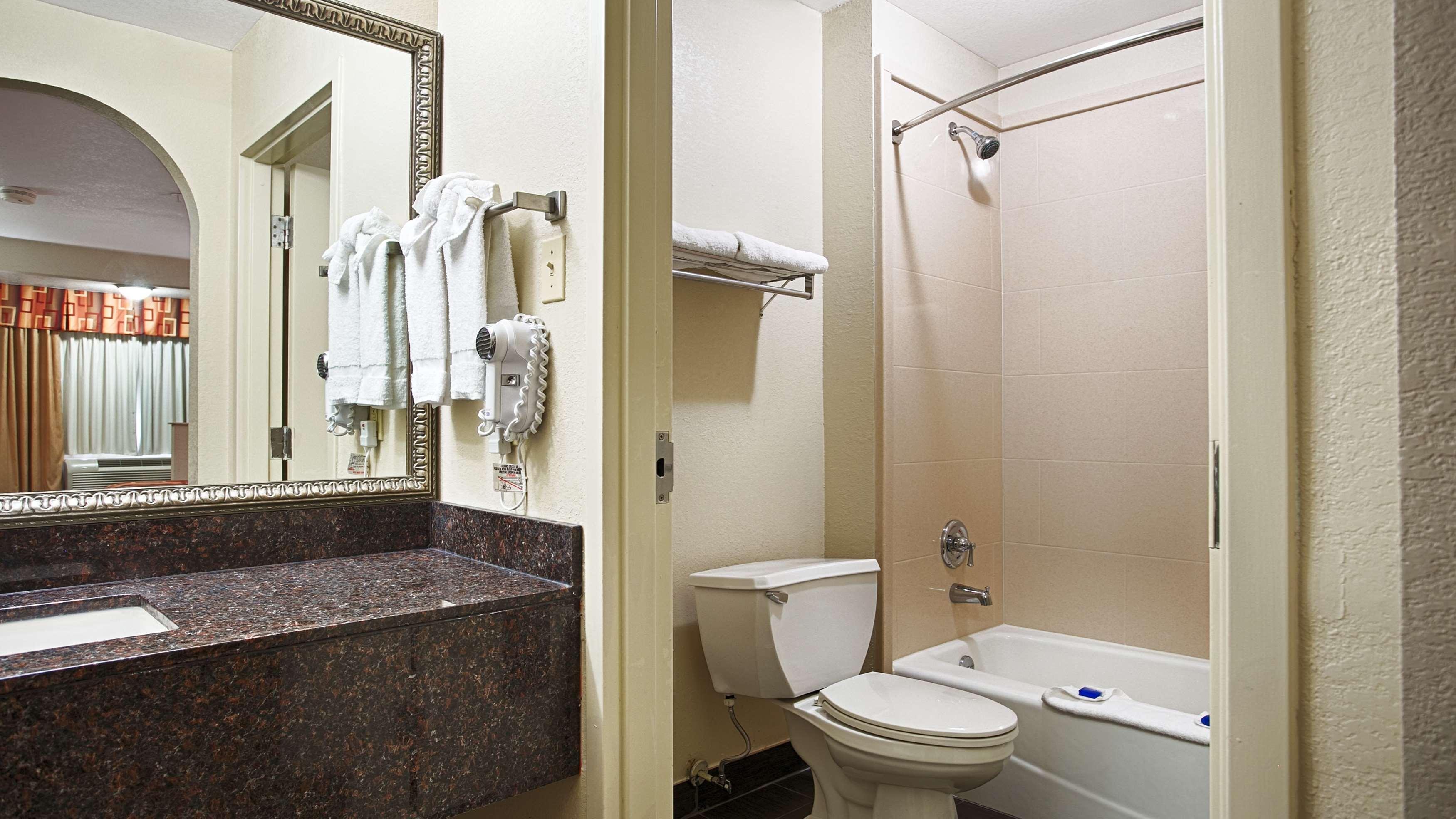 Best Western Minden Inn Екстер'єр фото